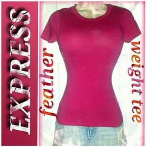 Express feather weight tee