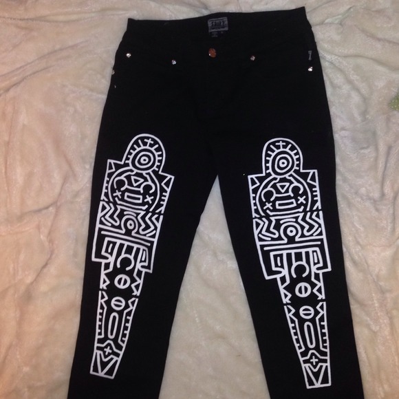 Black skinny leg pants Keith Haring by Tripp NYC