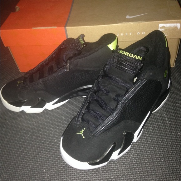 🚫🚫 SOLD 🚫🚫 Jordan Indiglo 14s