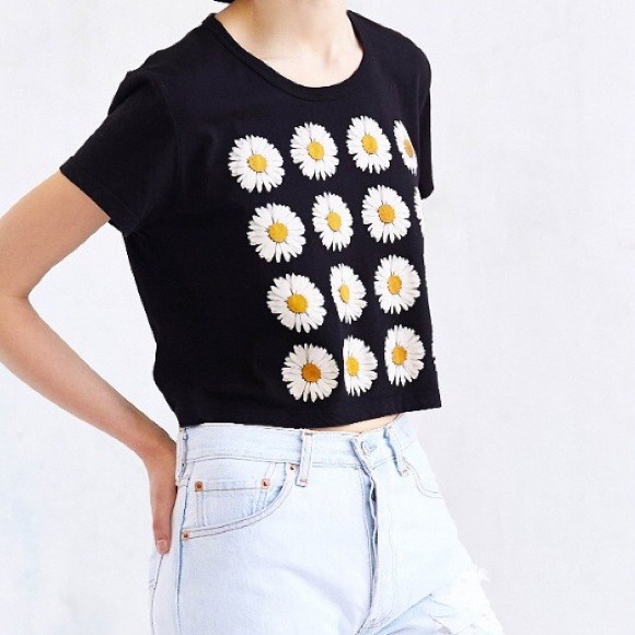 Trendy Daisy Print top from Urban Outfitters