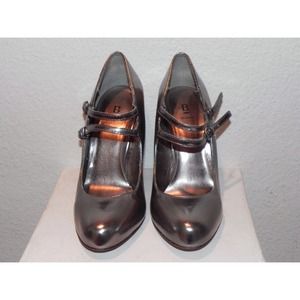 ⭐️Bakers Silver Heels⭐️