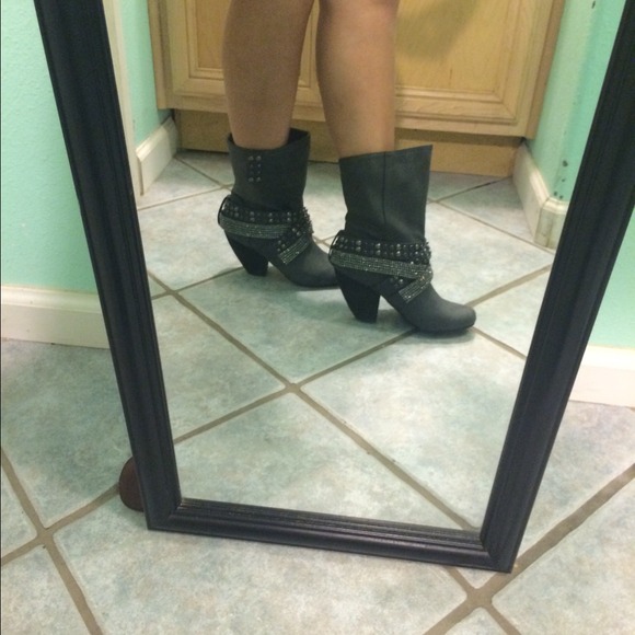 Buckle Tyler Pride Grey Boots - Picture 4 of 4
