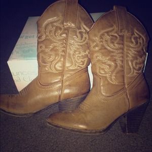 Maurice's Brown Cowboy Boots