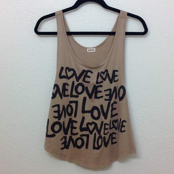 Beige tank top.