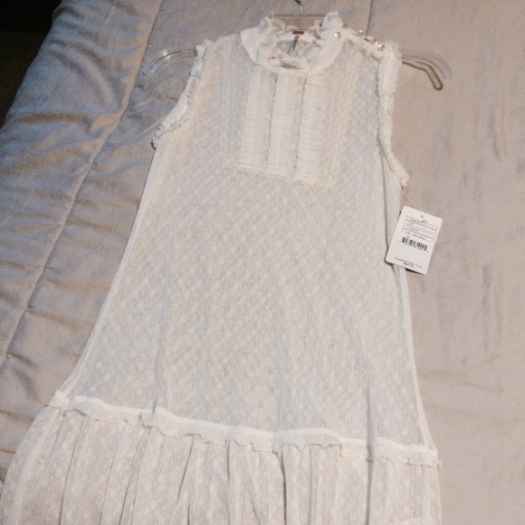 Free people!!! Cream shear top