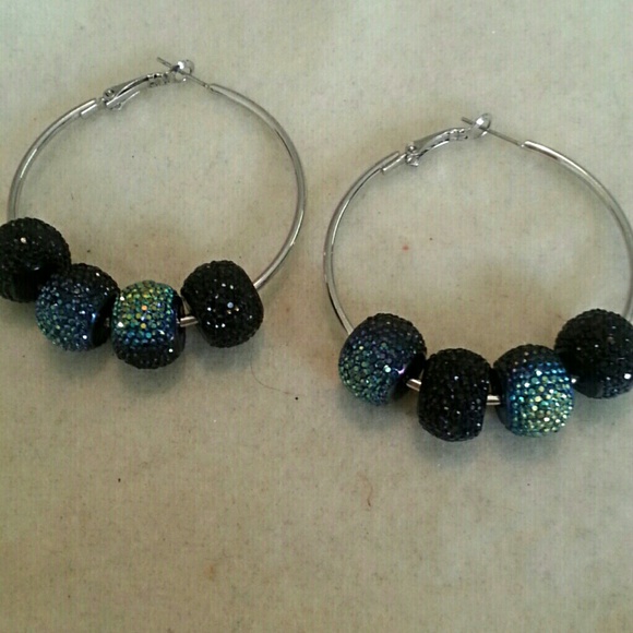 Hoop earrings with blue and black sparkle beads - Picture 1 of 2