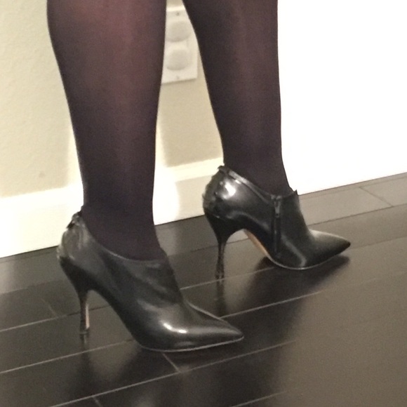 SOLD | new | Marc Jacobs Pointed Toe Bootie - Picture 2 of 3