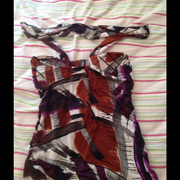 Halter top - Picture 2 of 2