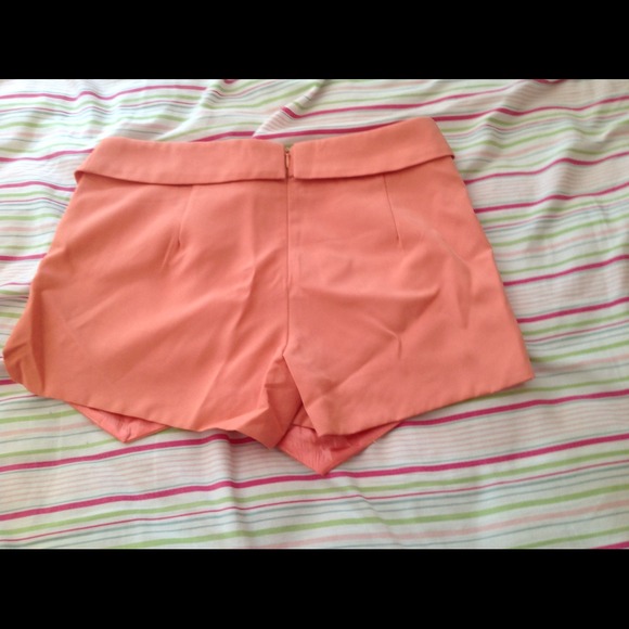 Skort - Picture 2 of 4