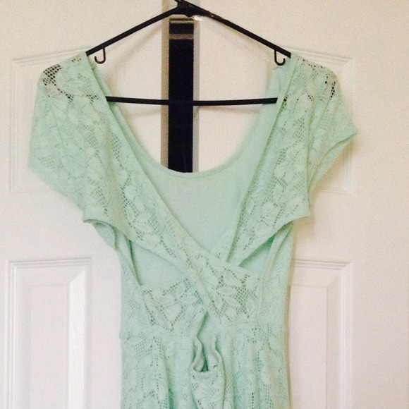 Dress - Picture 2 of 3