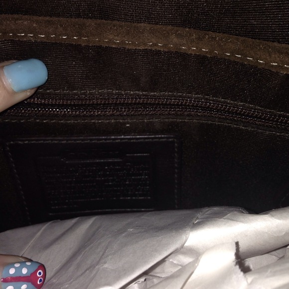 COACH Reduced!! Authentic Coach purse! A classic! - Picture 2 of 3