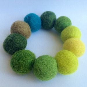 Handmade Colorful Felted Wool Scrunchie (green)