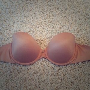 Strapless bra size 32D