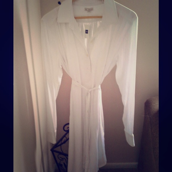GAP white shirt dress, NWT, size M
