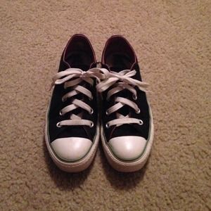 Black Converse
