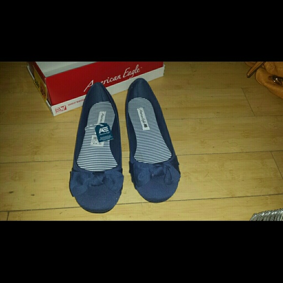 ** Clear out Closet REDUCTION** Navy Blue Flats