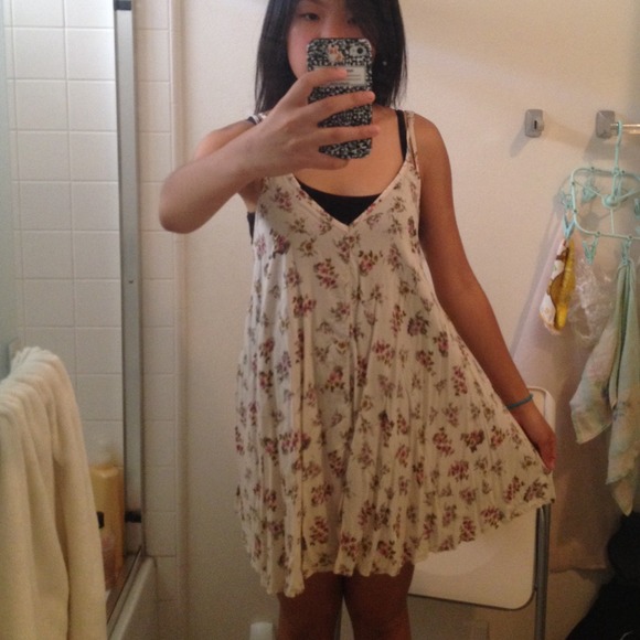 Brandy Selda - Picture 2 of 3