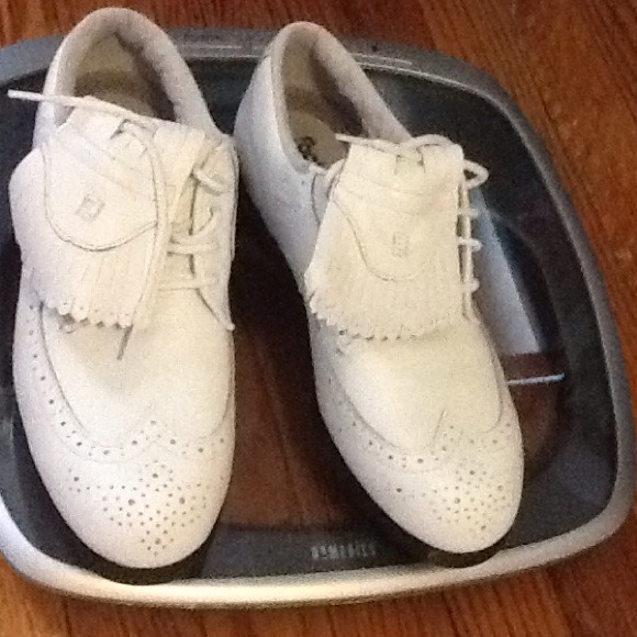 Golf shoes. Brand: foot-joy size 7w