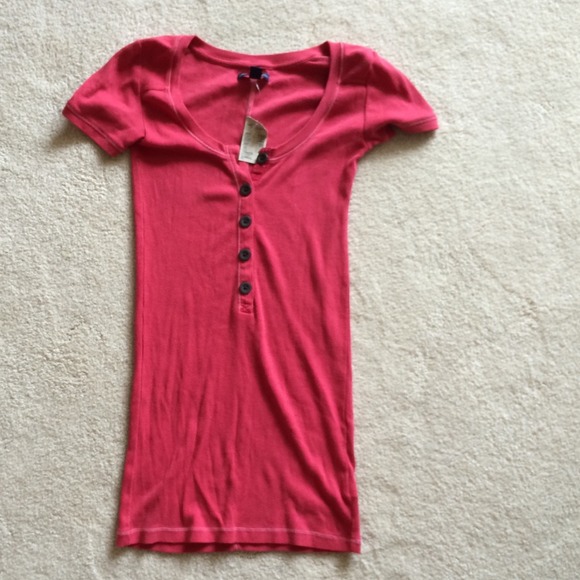 NEW American Eagle Tight Tee