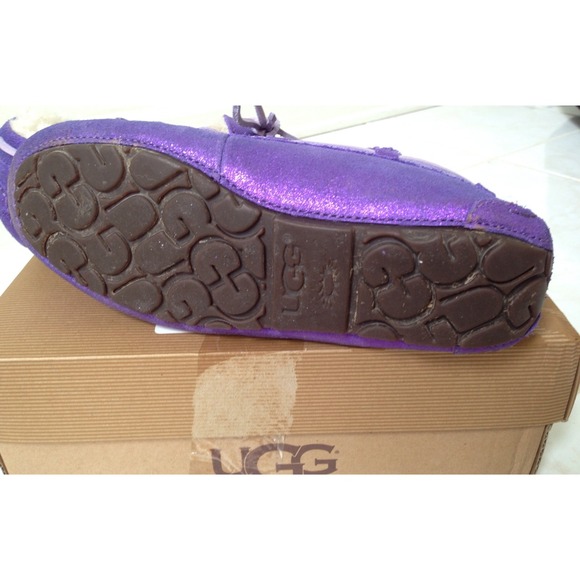 ugg sparkle moccasins