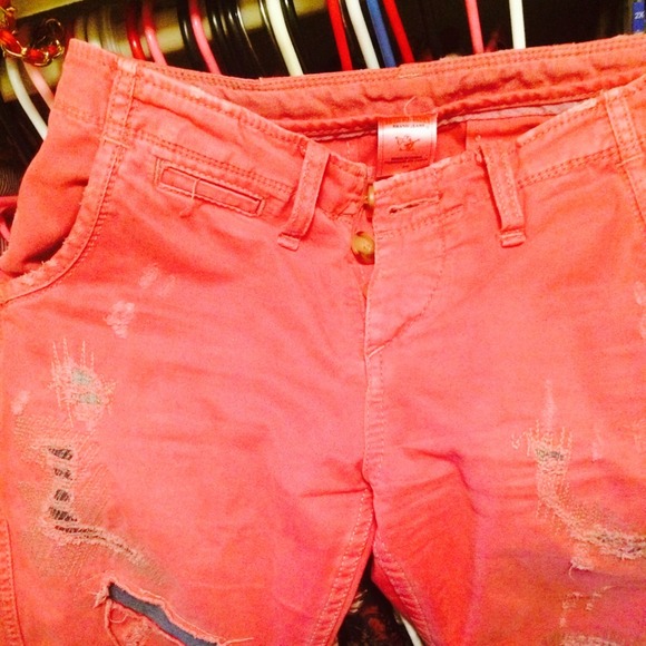 True religion - Picture 1 of 1