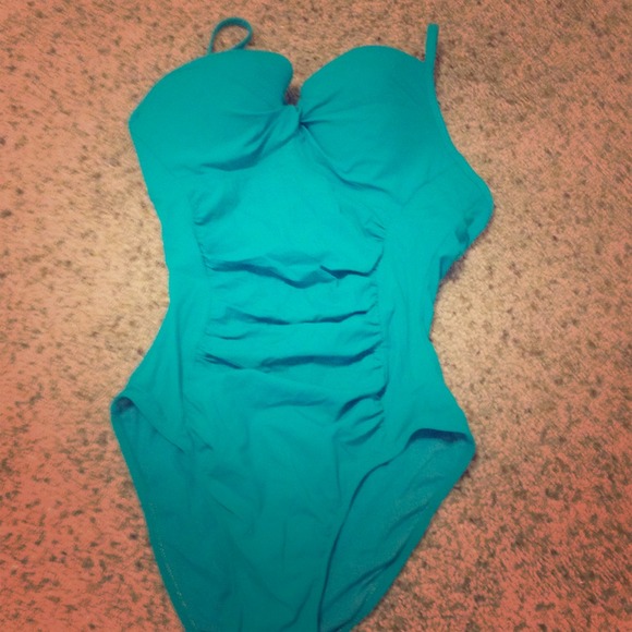 One piece "Assets" baiting suit