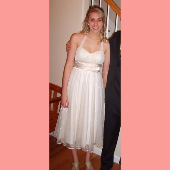 Beautiful Gold & Sparkly Dress