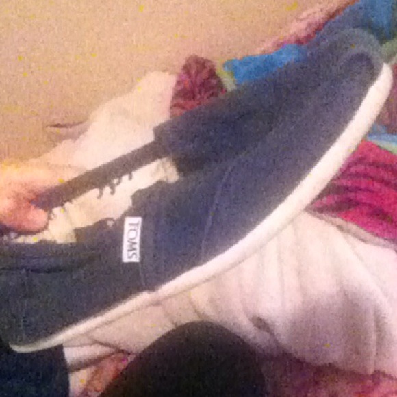 blue toms size6W