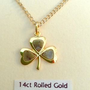 🍀Authentic Marble Shamrock Necklace🍀