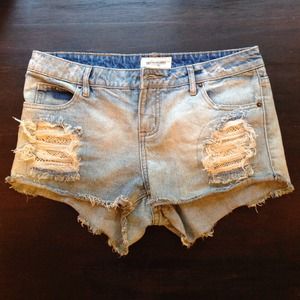 Obey propaganda shorts