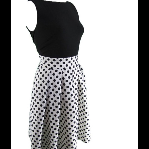 Ralph Lauren Polka dot dress "price 💧 "