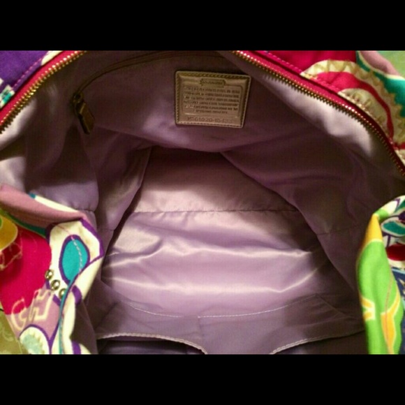 COACH limited edition Spotlight Poppy Large Tote - Picture 4 of 4