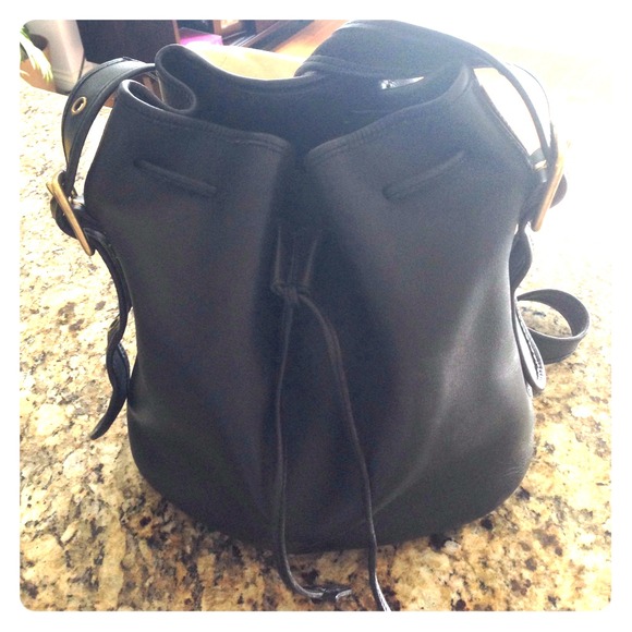 Coach vintage black leather bucket bag
