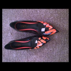 Louis Vuitton graffiti kitten heels