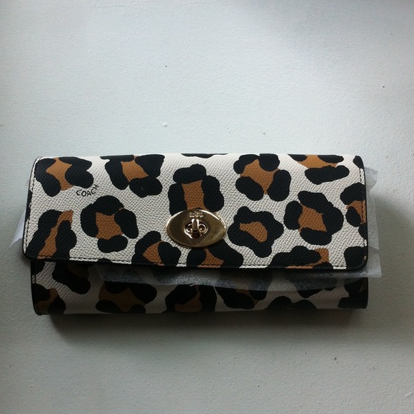 SOLD Coach wallet