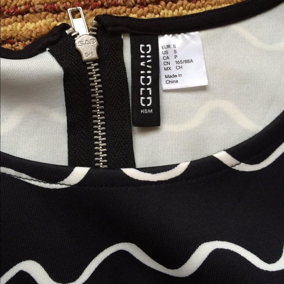 SoLD ***M Skater Dress🌸 - Picture 2 of 4