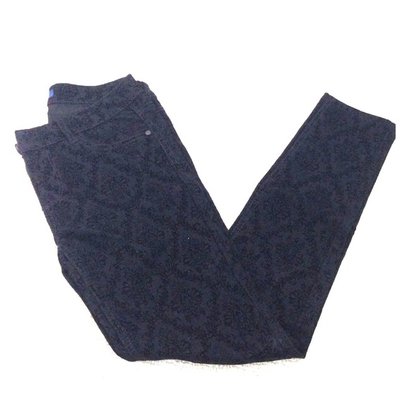 NWOT pattern skinny jeans