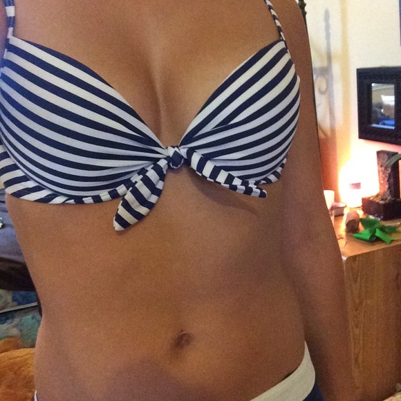 Traded✔️ - Picture 2 of 2