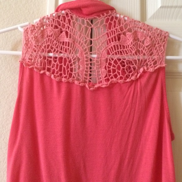 Pink top - Picture 2 of 2