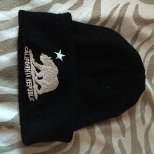 Black Brandy Melville Beanie