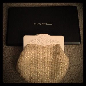 MAC Small White with Ivory Glitter Makeup Case