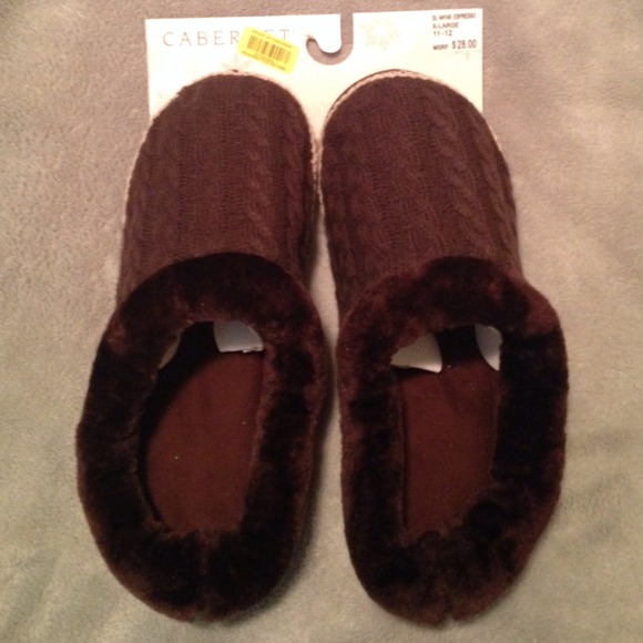 SOLD!! Chocolate brown cable knit sweater slippers