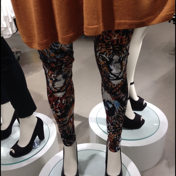 Looking for these h&m leggings