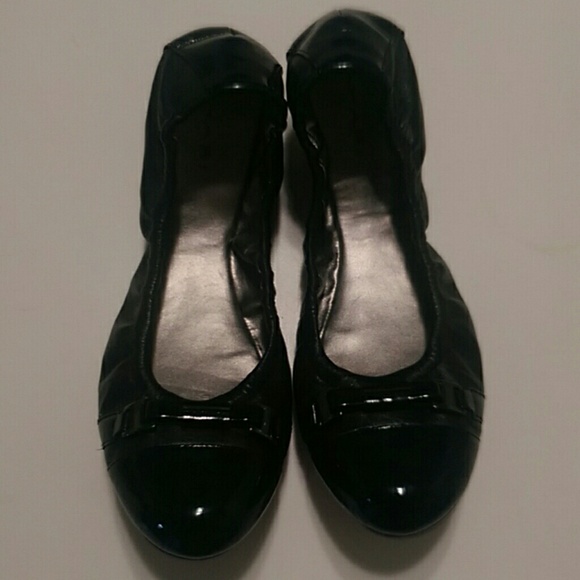 Tahari flats