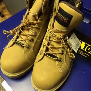 Rustler Advantage men's steel toe boots