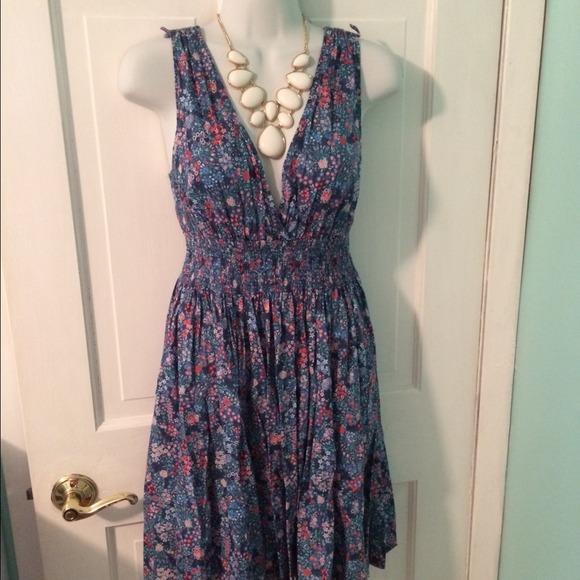 H&M Dresses & Skirts - H&M Blue Floral Dress