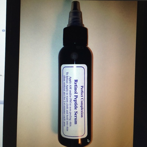 Retinal peptide serum