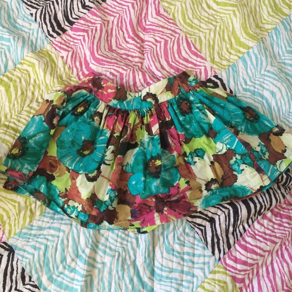 Flower print skirt