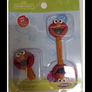 Elmo earphone holder