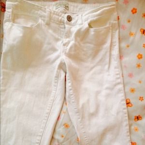 White Aeropostale Jeans: Ultra Skinny 3/4